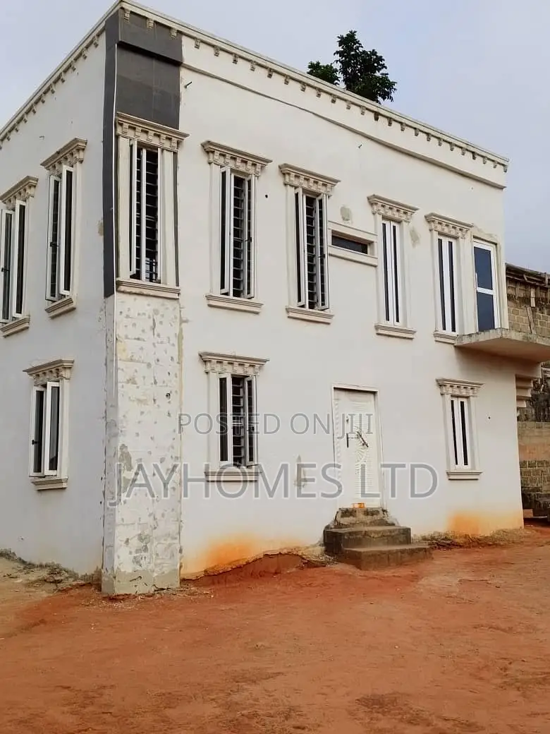 5bdrm Duplex in Okpanam Asaba, Oshimili South for sale in Oshimili South