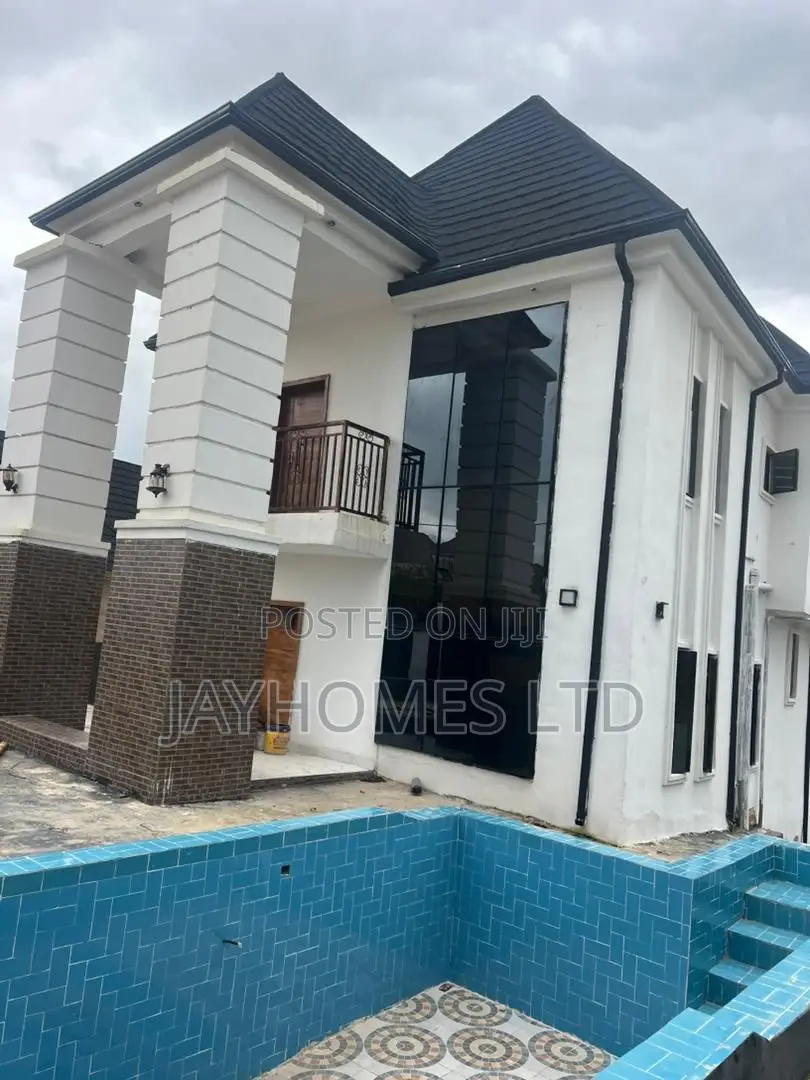 Brand New 4 Bedroom Duplex With Swimming Pool for Sale in Okpanam in Oshimili South
