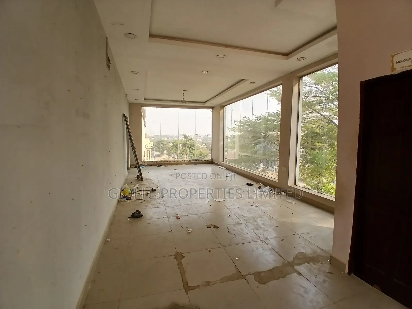 Serviced 210sqm Office / Shop Space on the Third Floor (Elevator) in Wuse 2