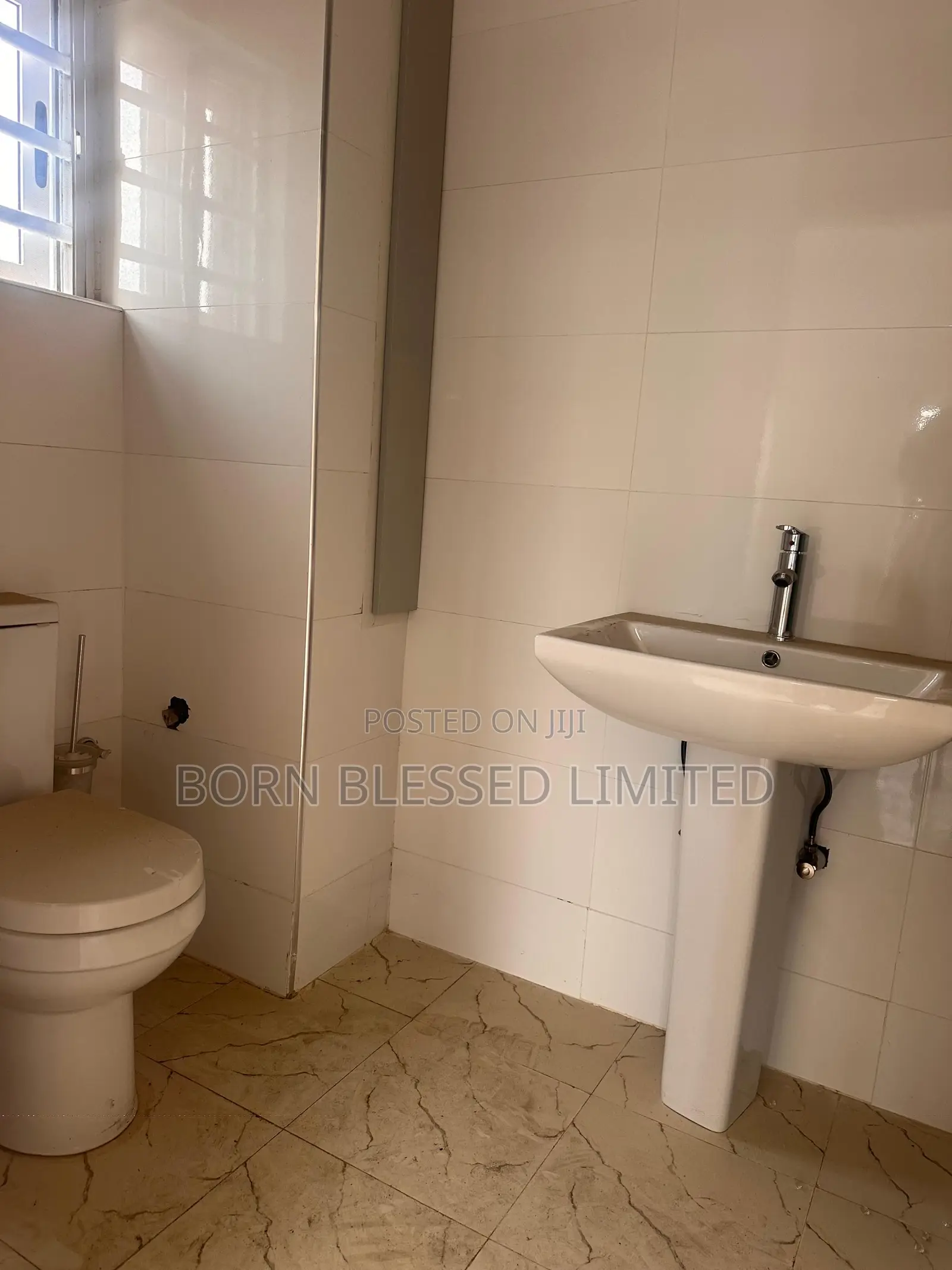 2bdrm Block of Flats in Lagos State for sale in Lagos State