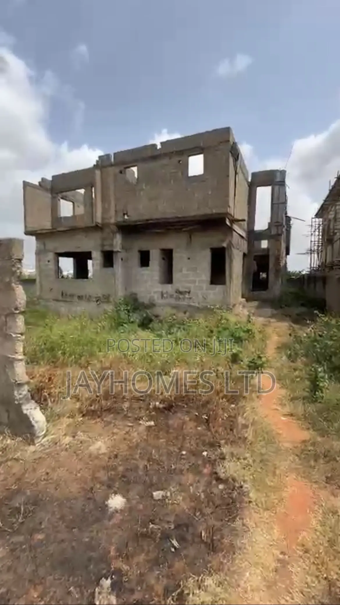 4bdrm Duplex in Off Mama’S Mart, Oshimili South for sale in Oshimili South