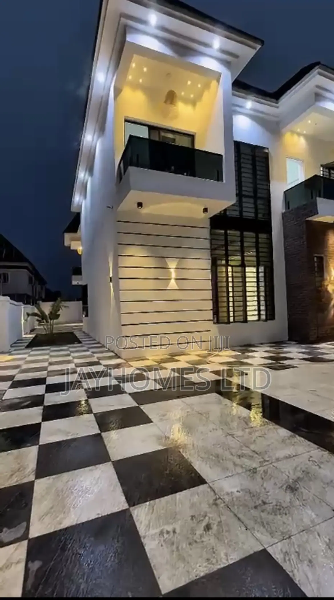 Brand New 5 Bedroom Luxury Duplex With Swimming Pool for Sale in Asaba in Oshimili South