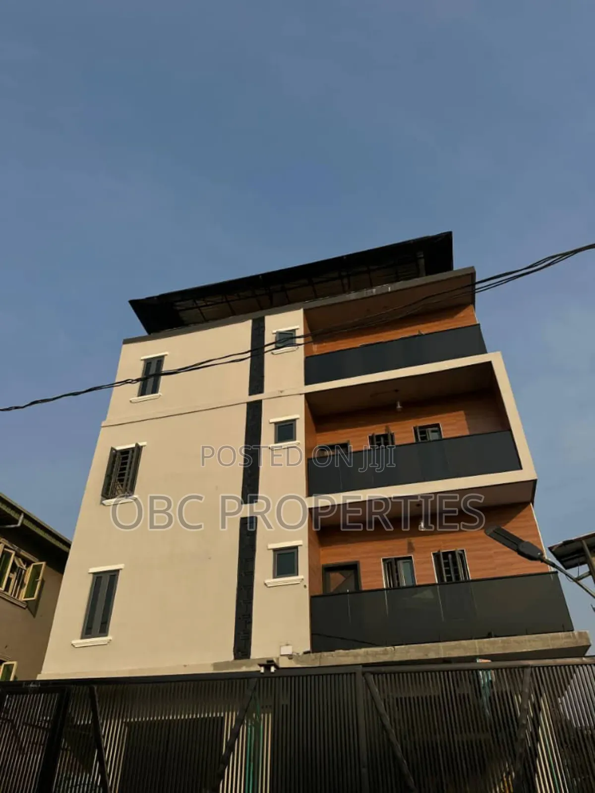 3 Bedrooms Flat With Bq in Akoka