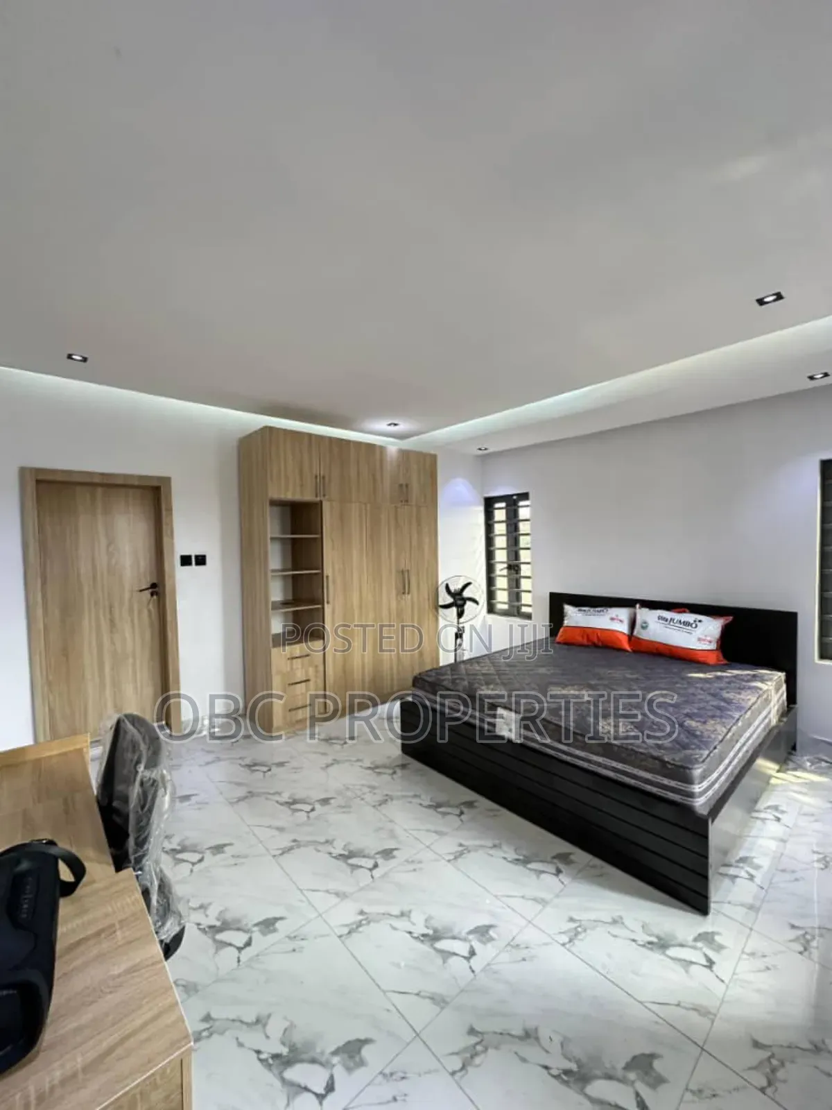 3 Bedrooms Flat With Bq in Akoka