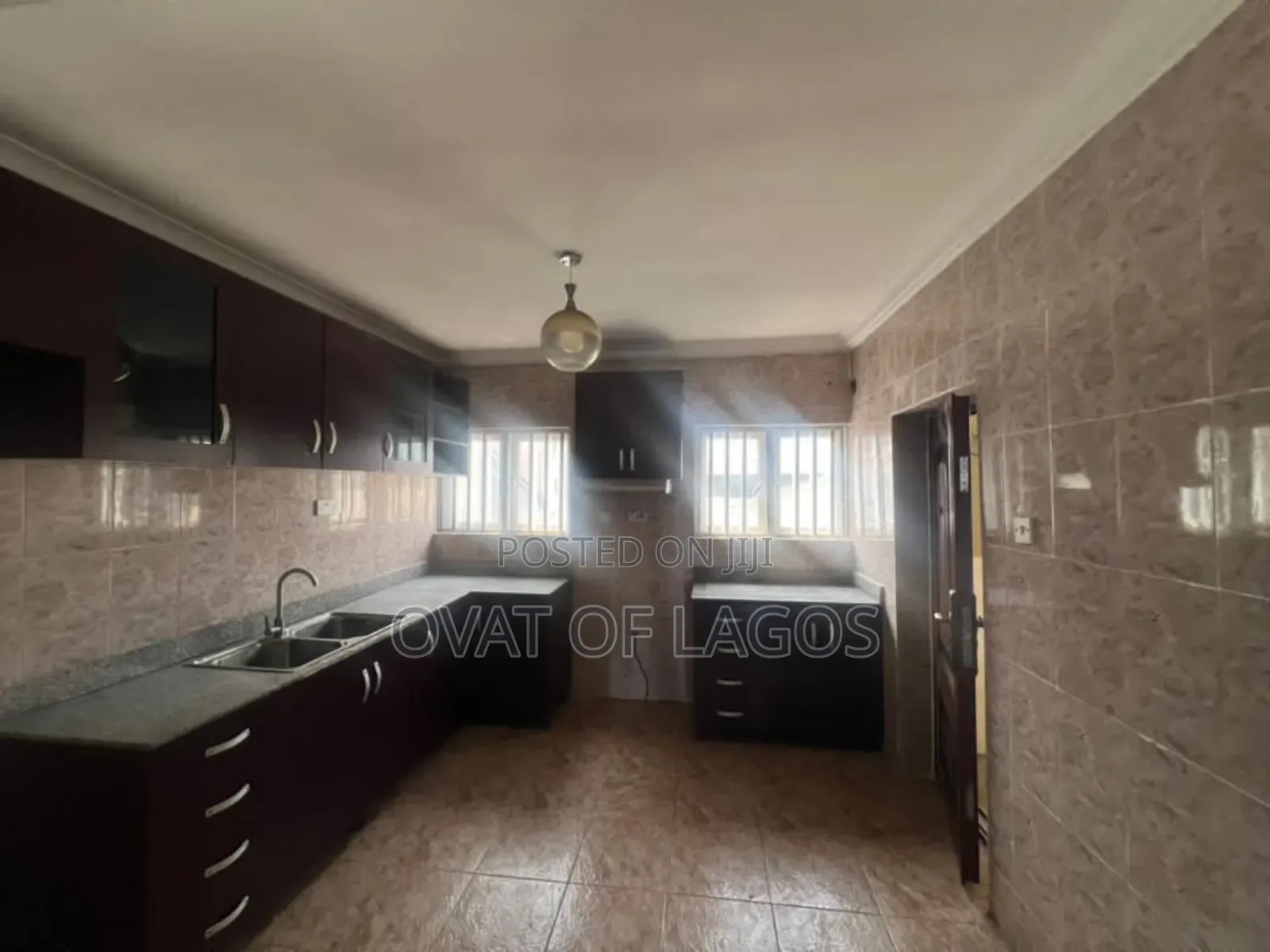 3bdrm Apartment in Lekki Phase 1 for rent in Lekki Phase 1