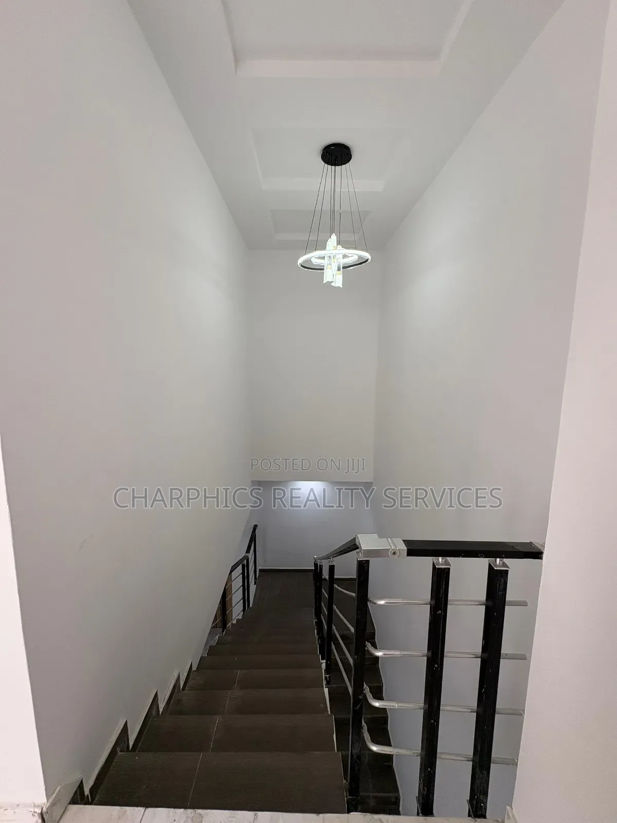 4bdrm Duplex in Ologolo for sale in Ologolo