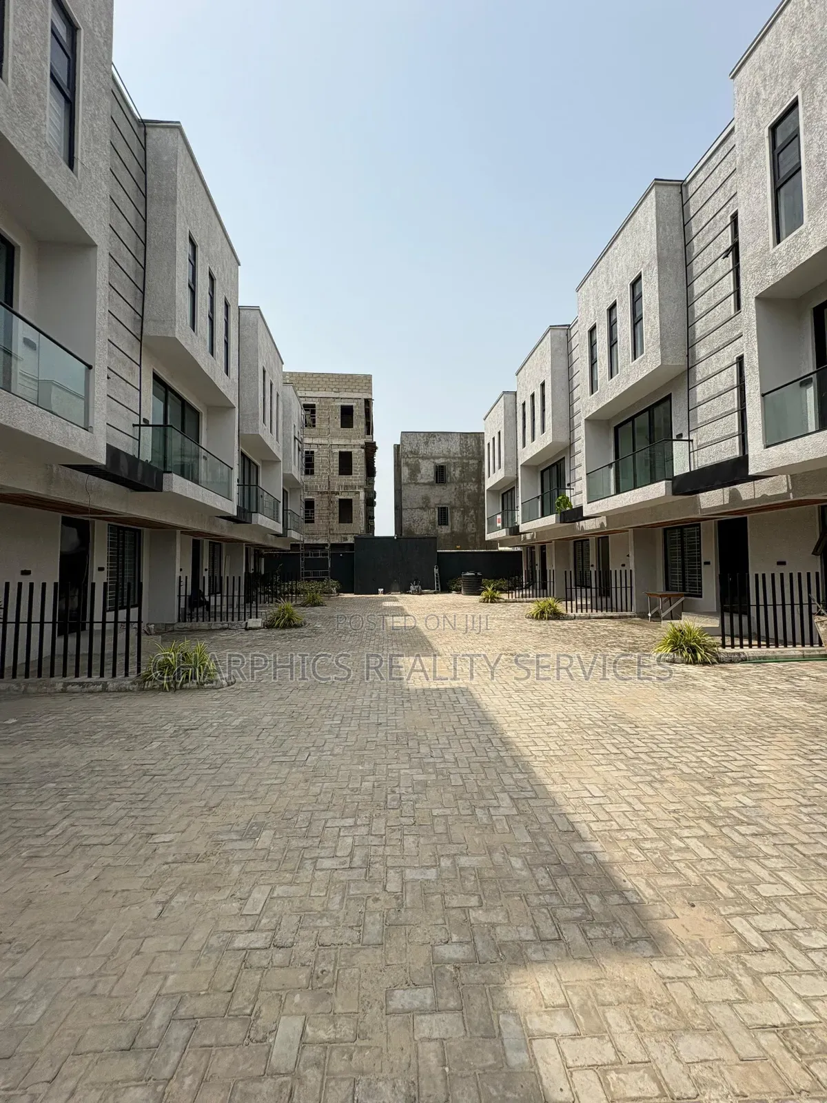 4bdrm Duplex in Ikate for sale in Ikate