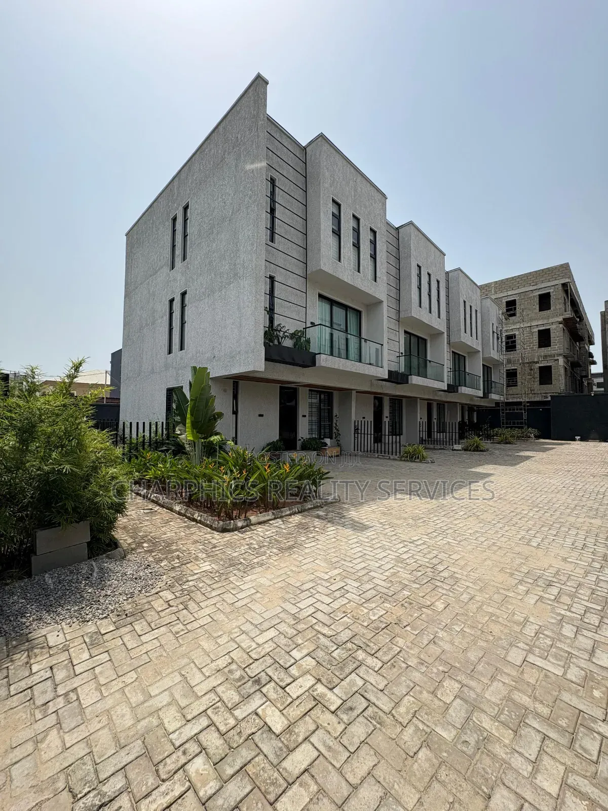 4bdrm Duplex in Ikate for sale in Ikate