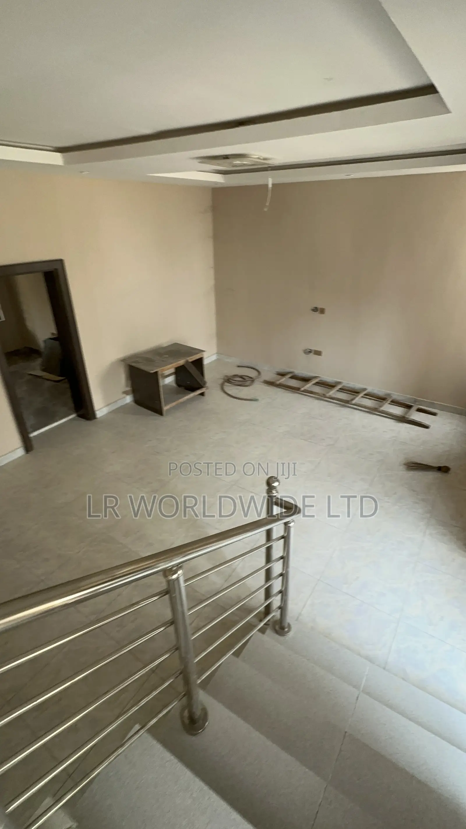3bdrm Townhouse/Terrace in Mshel, Abuja (Fct) for Sale in Abuja (FCT)