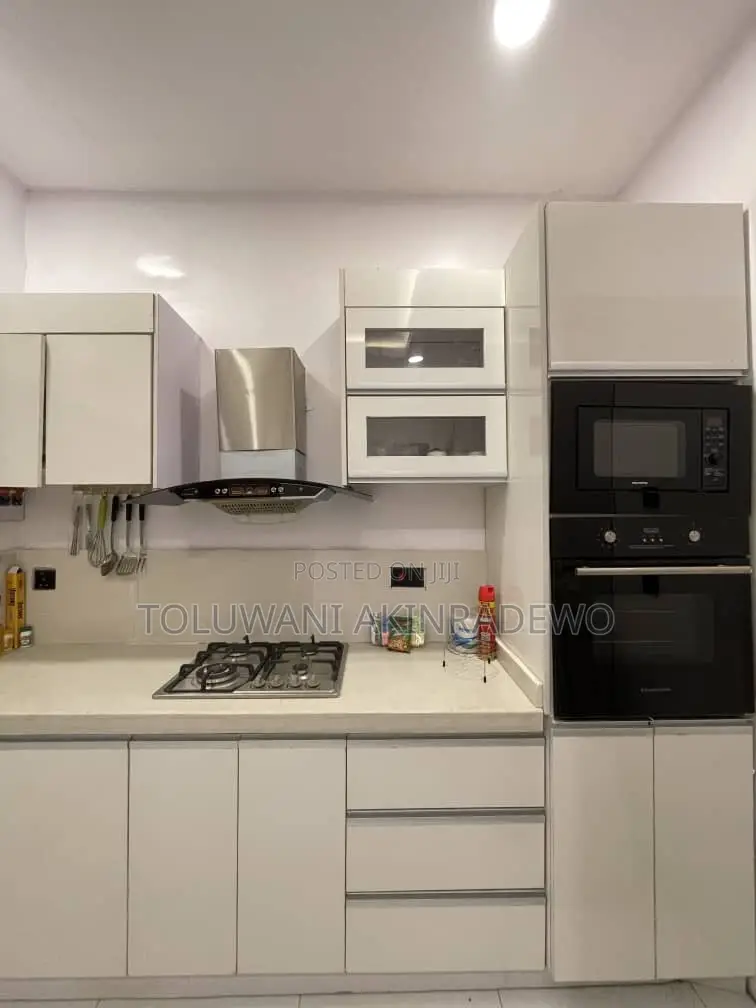 Furnished 2bdrm Apartment in Ikate for rent in Ikate