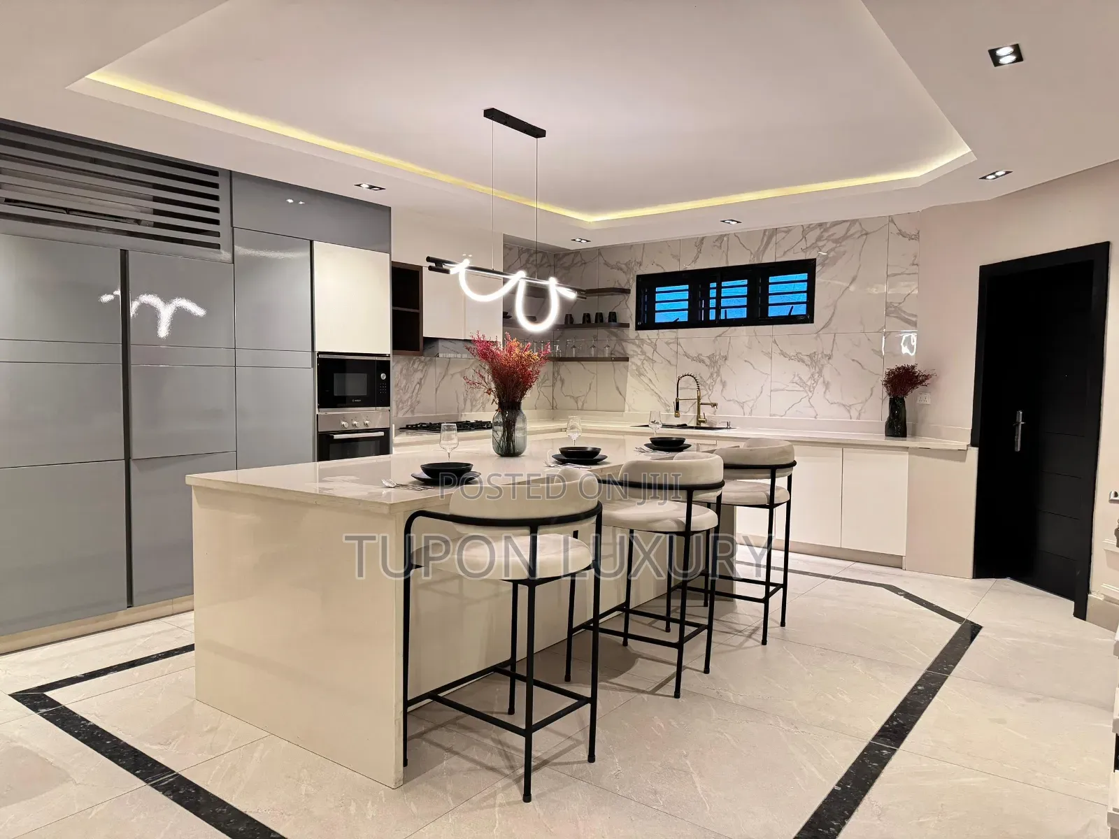 4 Bedroom Duplex With 2 Living Room, Bathtub and Cityview (Private) in Lekki Phase 1