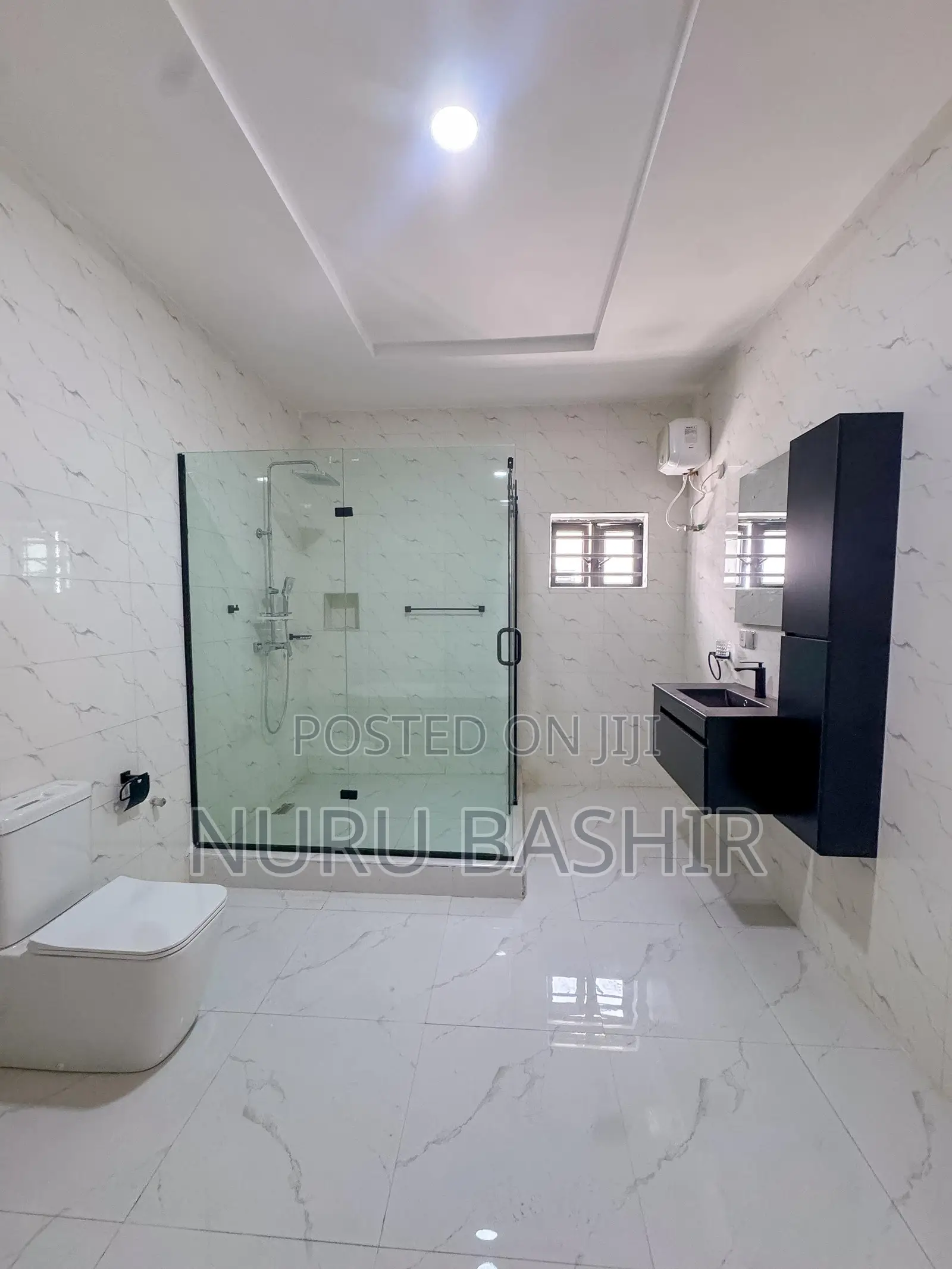 4bdrm Bungalow in Oluyole Estate for sale in Oluyole Estate