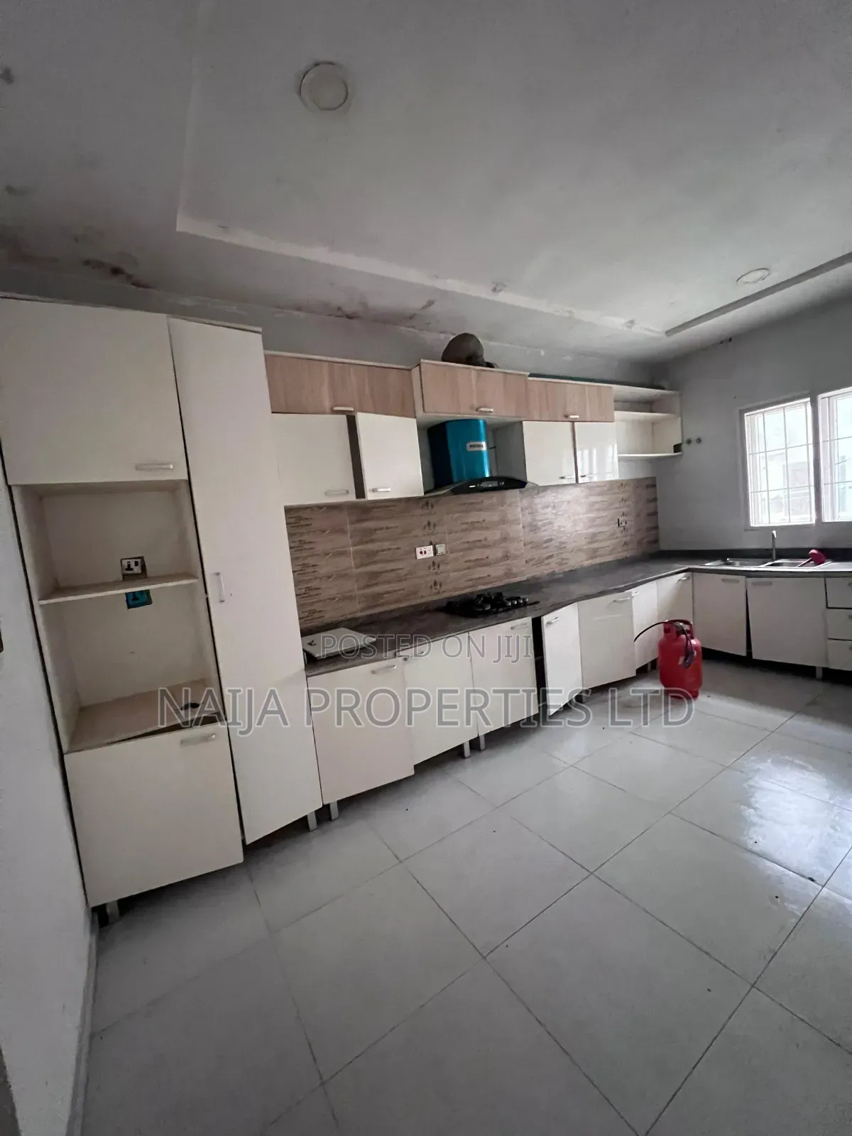 Mini Flat in Victoria Bay, Ikota for rent in Ikota