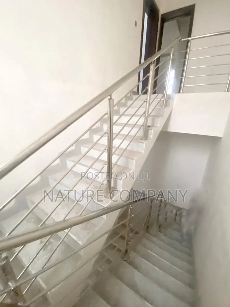 4bdrm Duplex in C.M.D Road, Alausa for rent in Alausa