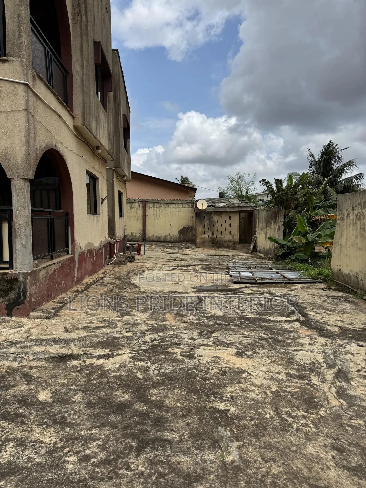 Furnished 2bdrm Block of Flats in Ifo for sale in Ifo