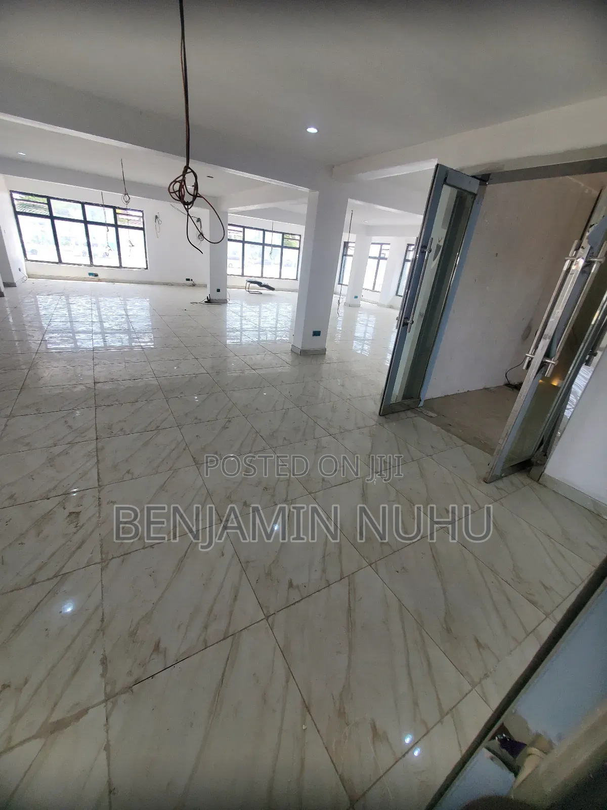 Newly Built Massive 215sqm for Shop or Office Facing the Express in Sangotedo