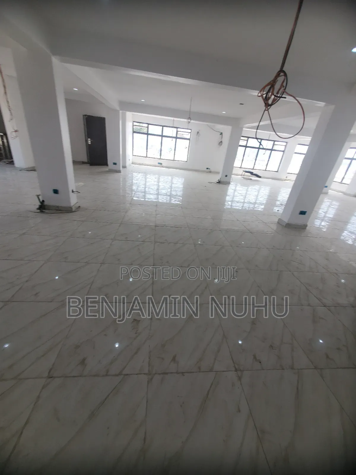 Newly Built Massive 215sqm for Shop or Office Facing the Express in Sangotedo