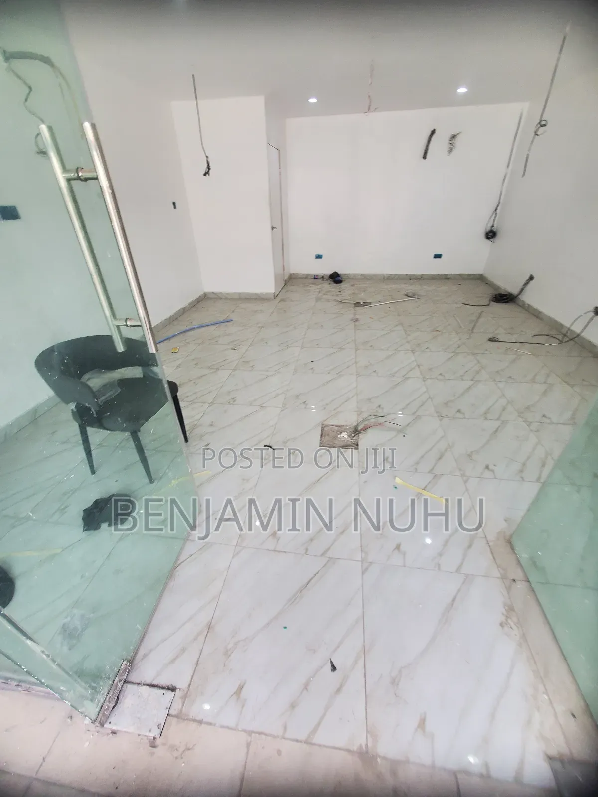 A Newly Built 40sqm Shop or Office Space Come With 2 Ac Elevator in Sangotedo