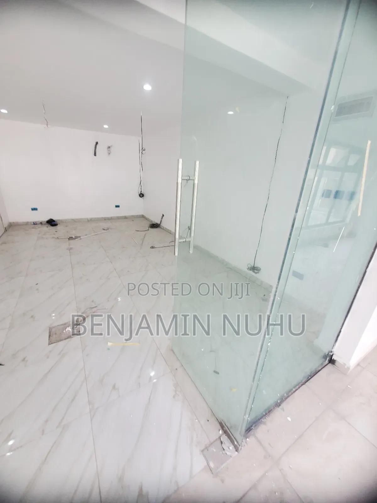 A Newly Built 40sqm Shop or Office Space Come With 2 Ac Elevator in Sangotedo
