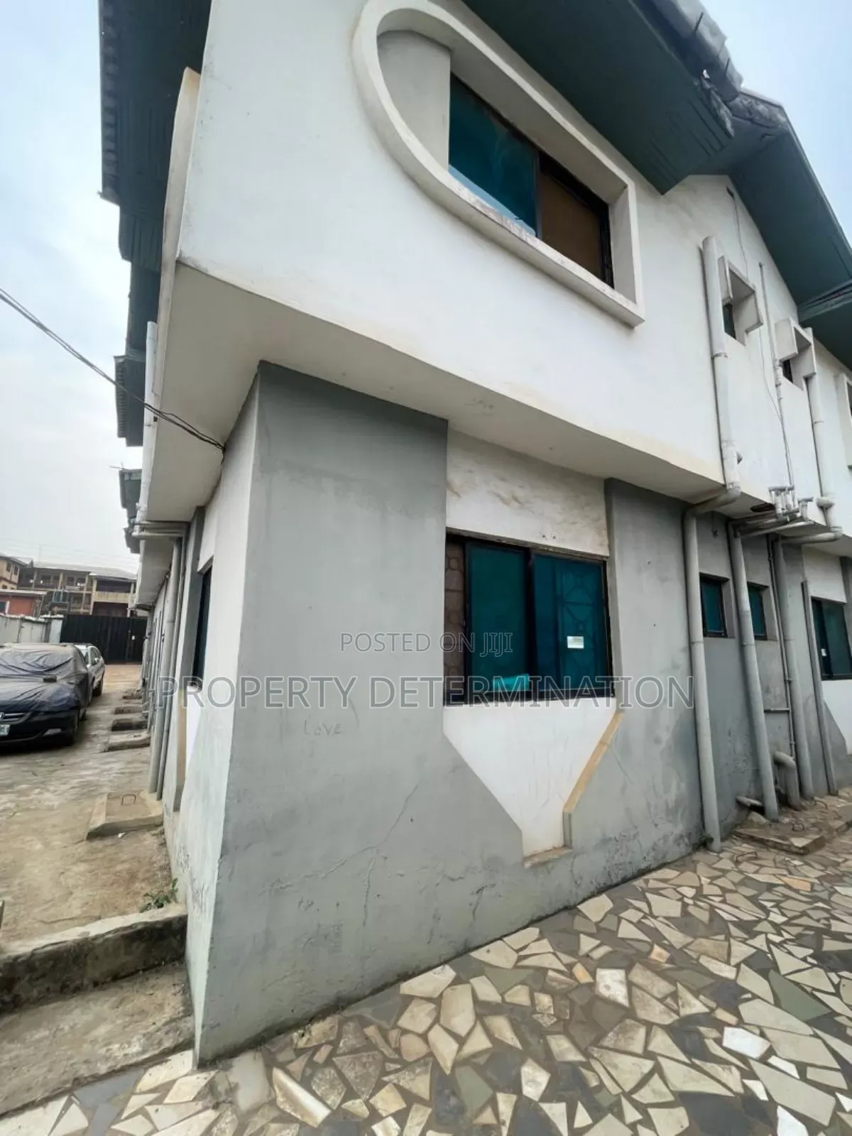3bdrm Block of Flats in Egbeda / Egbeda for sale in Egbeda / Egbeda