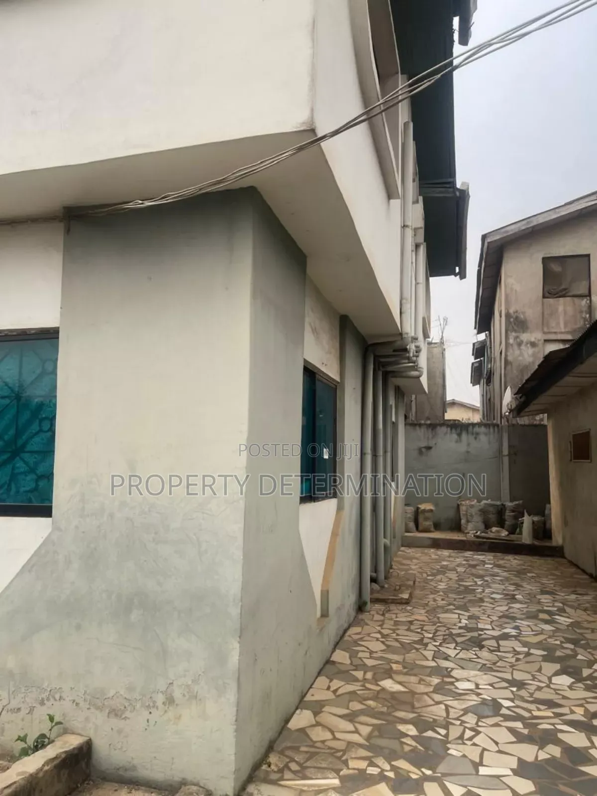 3bdrm Block of Flats in Egbeda / Egbeda for sale in Egbeda / Egbeda