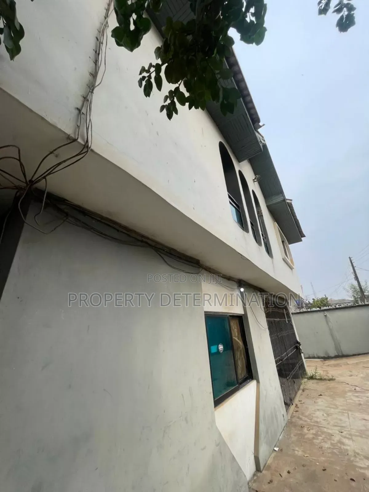 3bdrm Block of Flats in Egbeda / Egbeda for sale in Egbeda / Egbeda