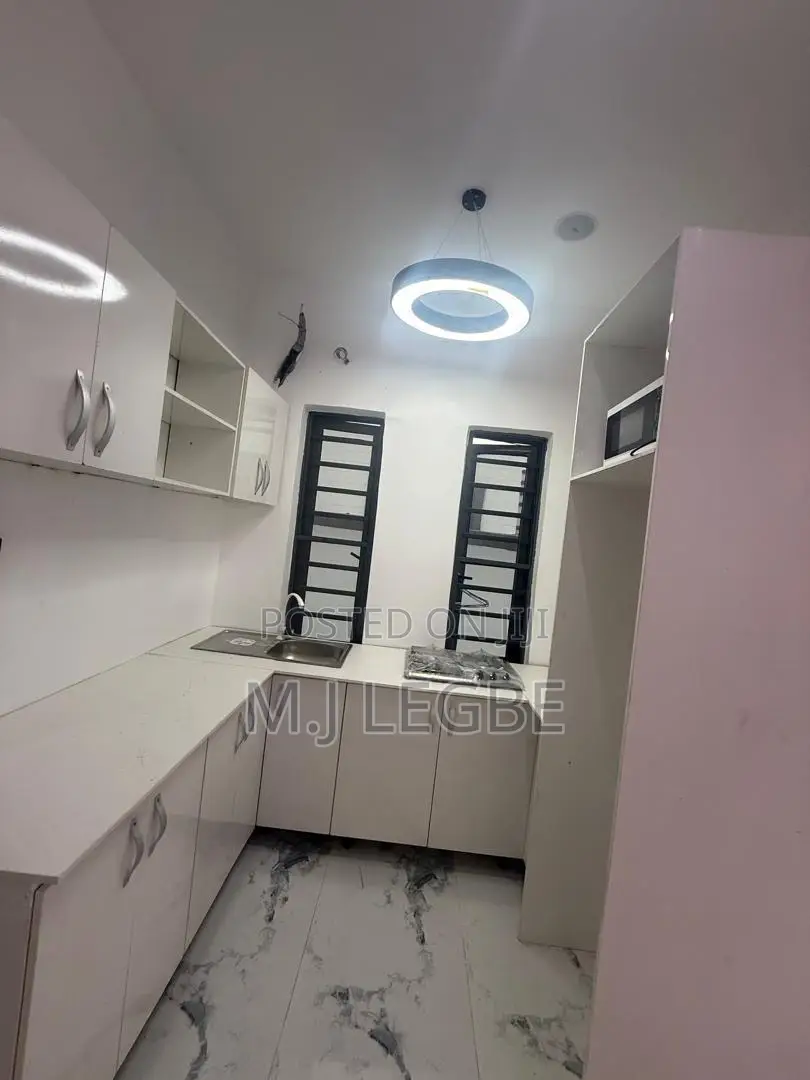 Mini Flat in Ologolo, Lekki for rent in Lekki