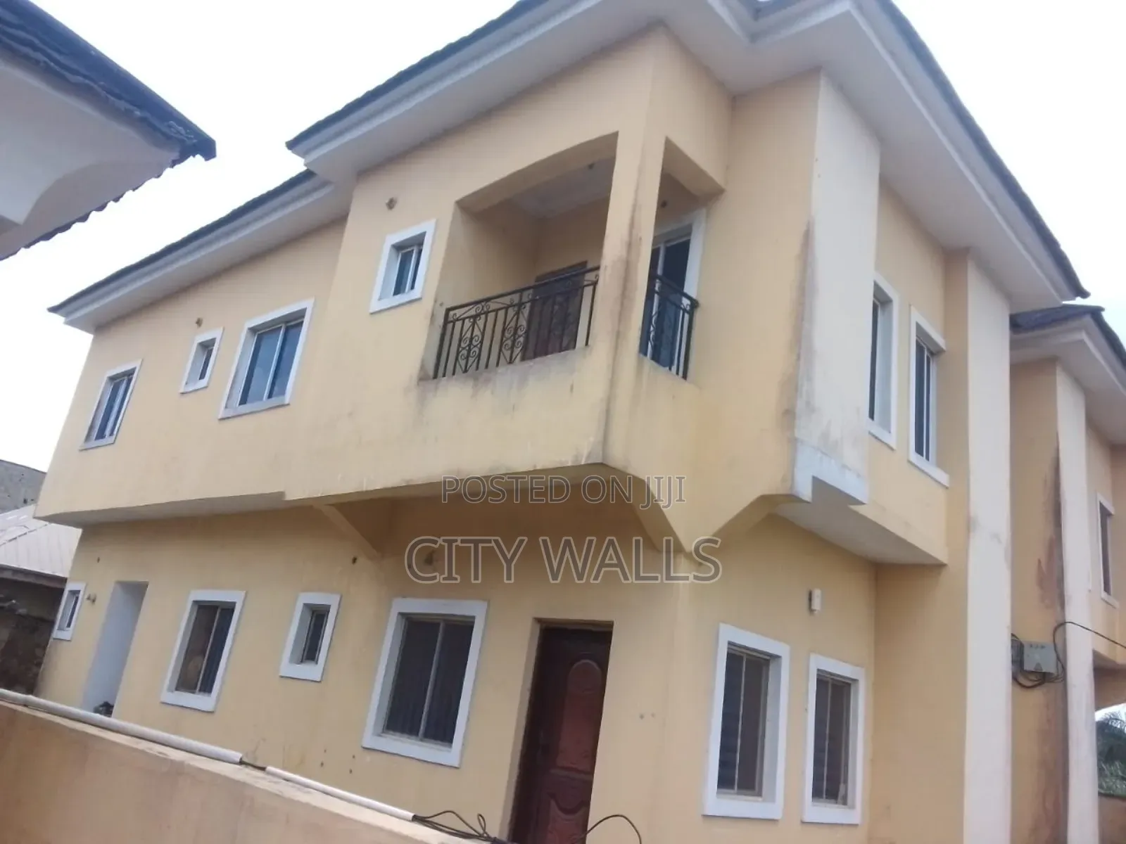 2bdrm Block of Flats in Ogombo for rent in Ogombo