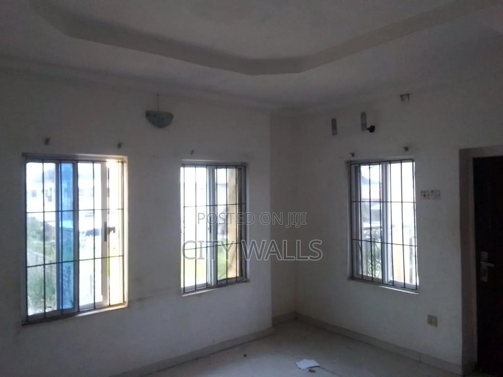 2bdrm Block of Flats in Ogombo for rent in Ogombo
