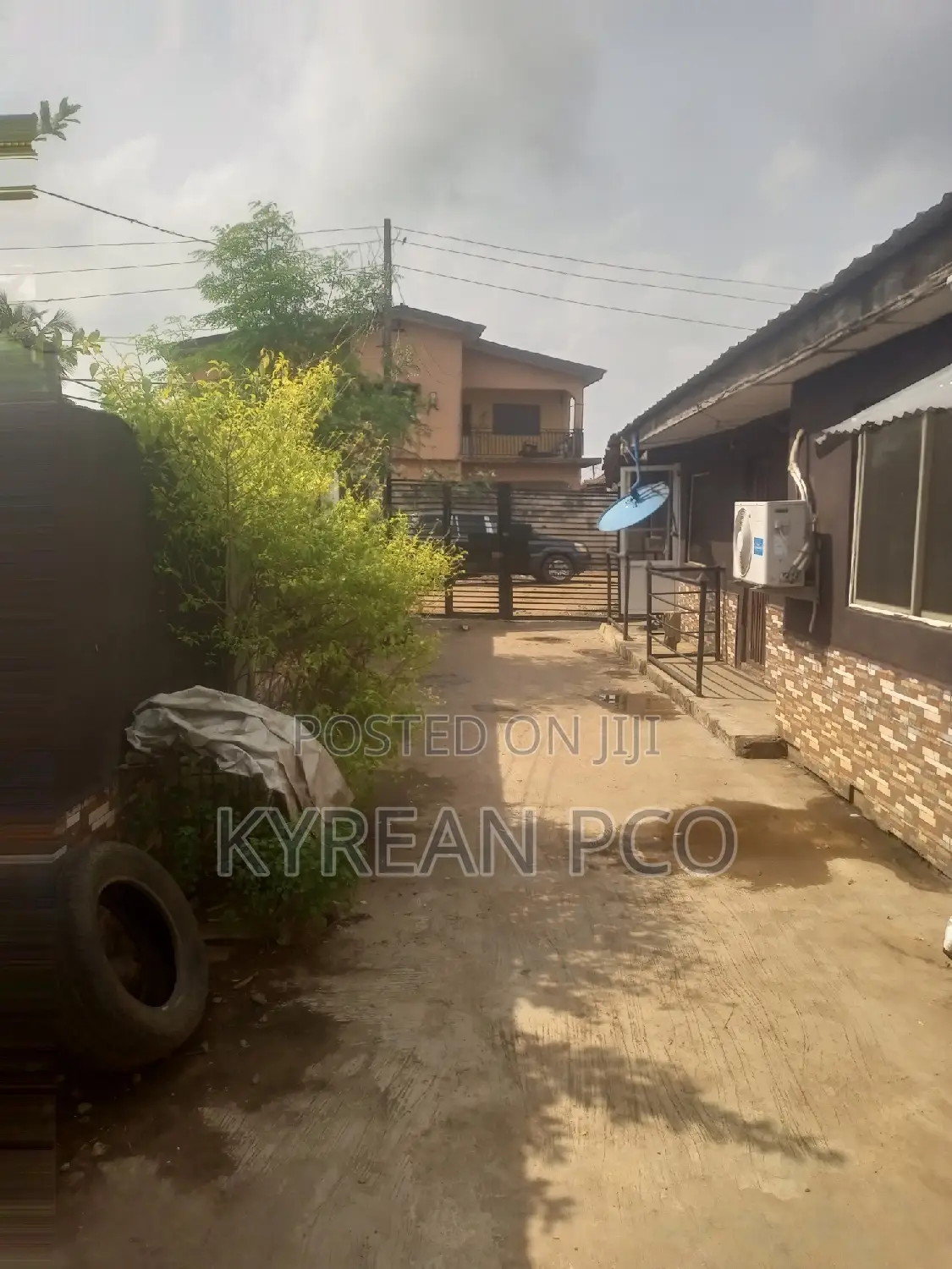 7bdrm Block of Flats in Homart School, Ikorodu for sale in Ikorodu