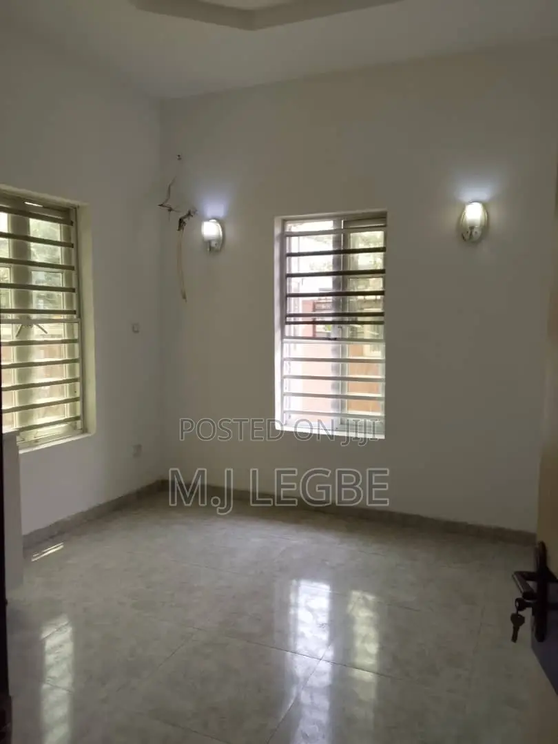 Mini Flat in Lekki County for rent in Lekki