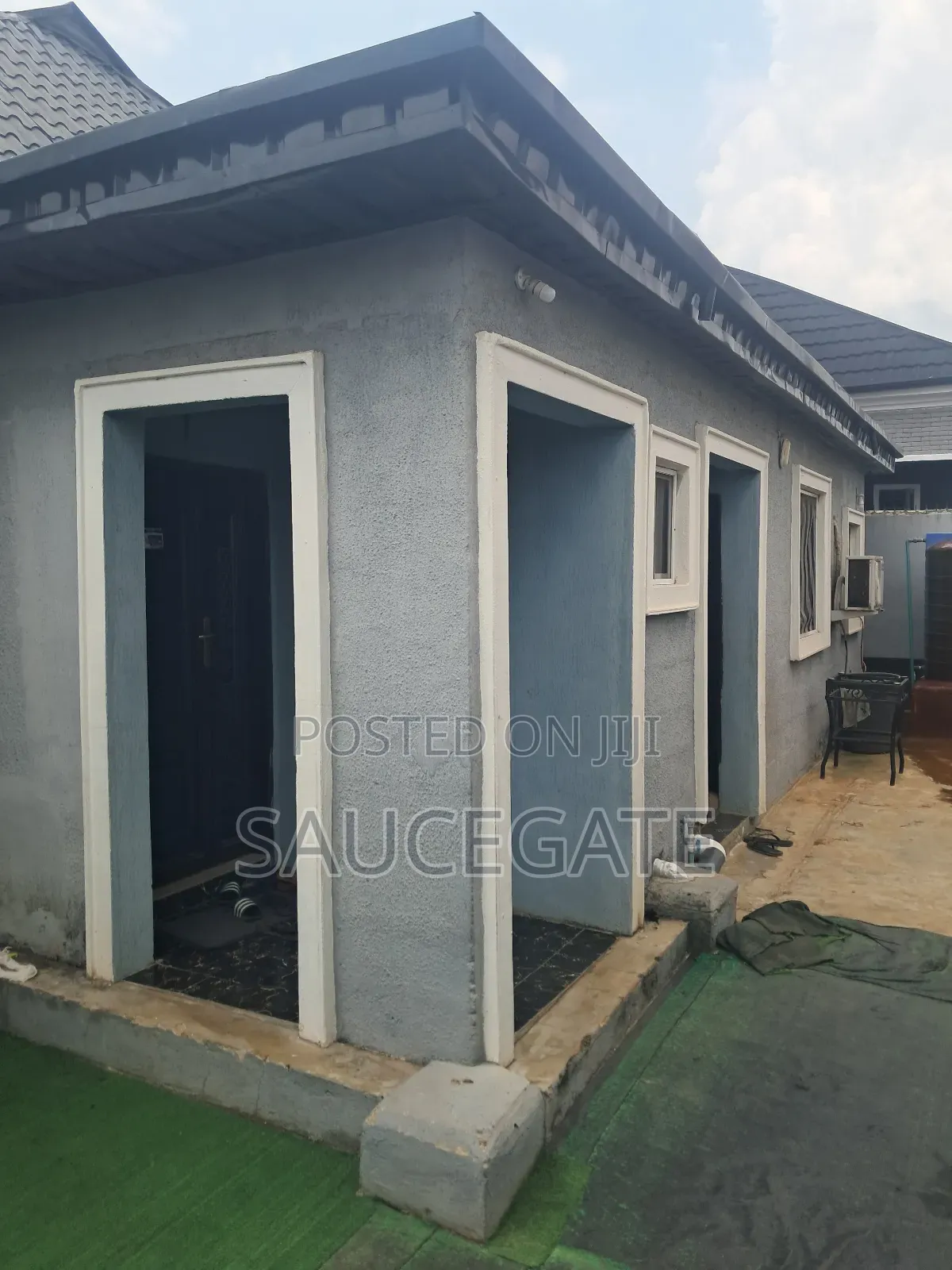 3bdrm Bungalow in Satellite Town Close for sale in Satellite Town