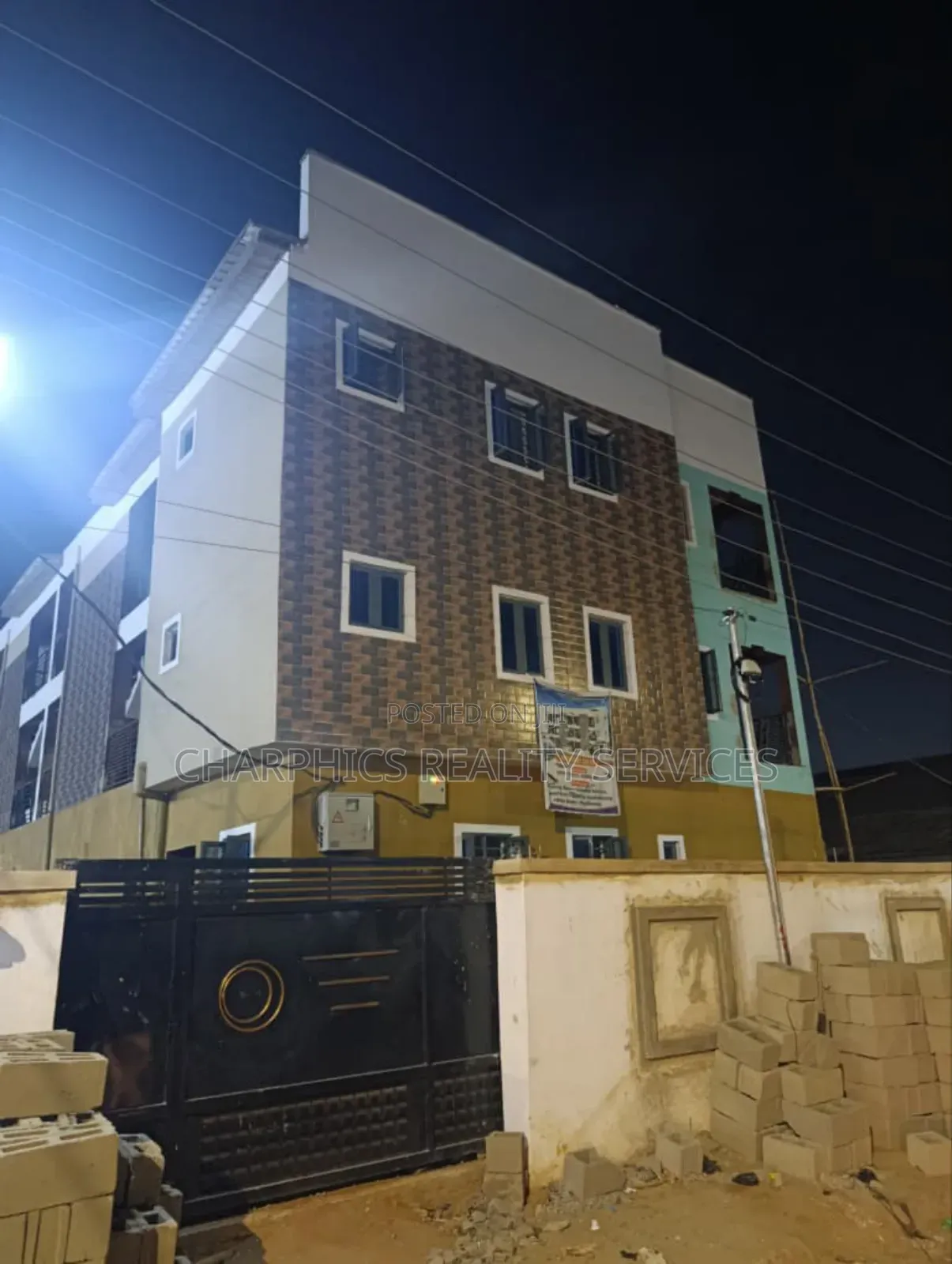 Mini Flat in Palmgroove for sale in Palmgroove