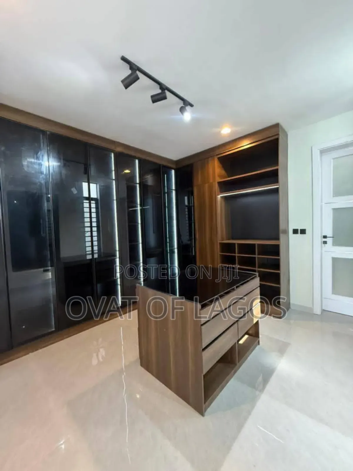 5bdrm Duplex in Orchid, Lekki for sale in Lekki