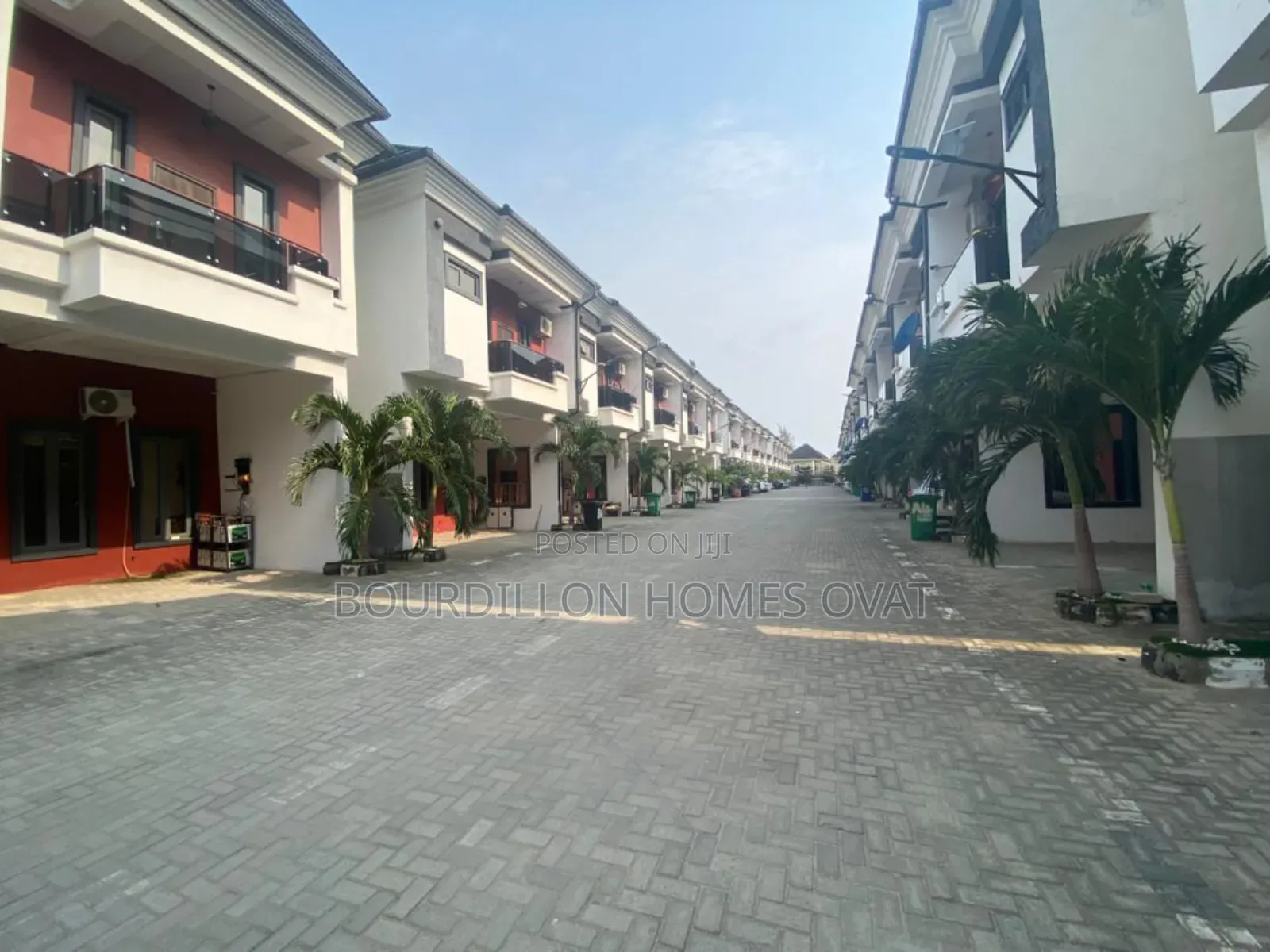 4bdrm Duplex in Ikota Villa Estate for sale in Ikota