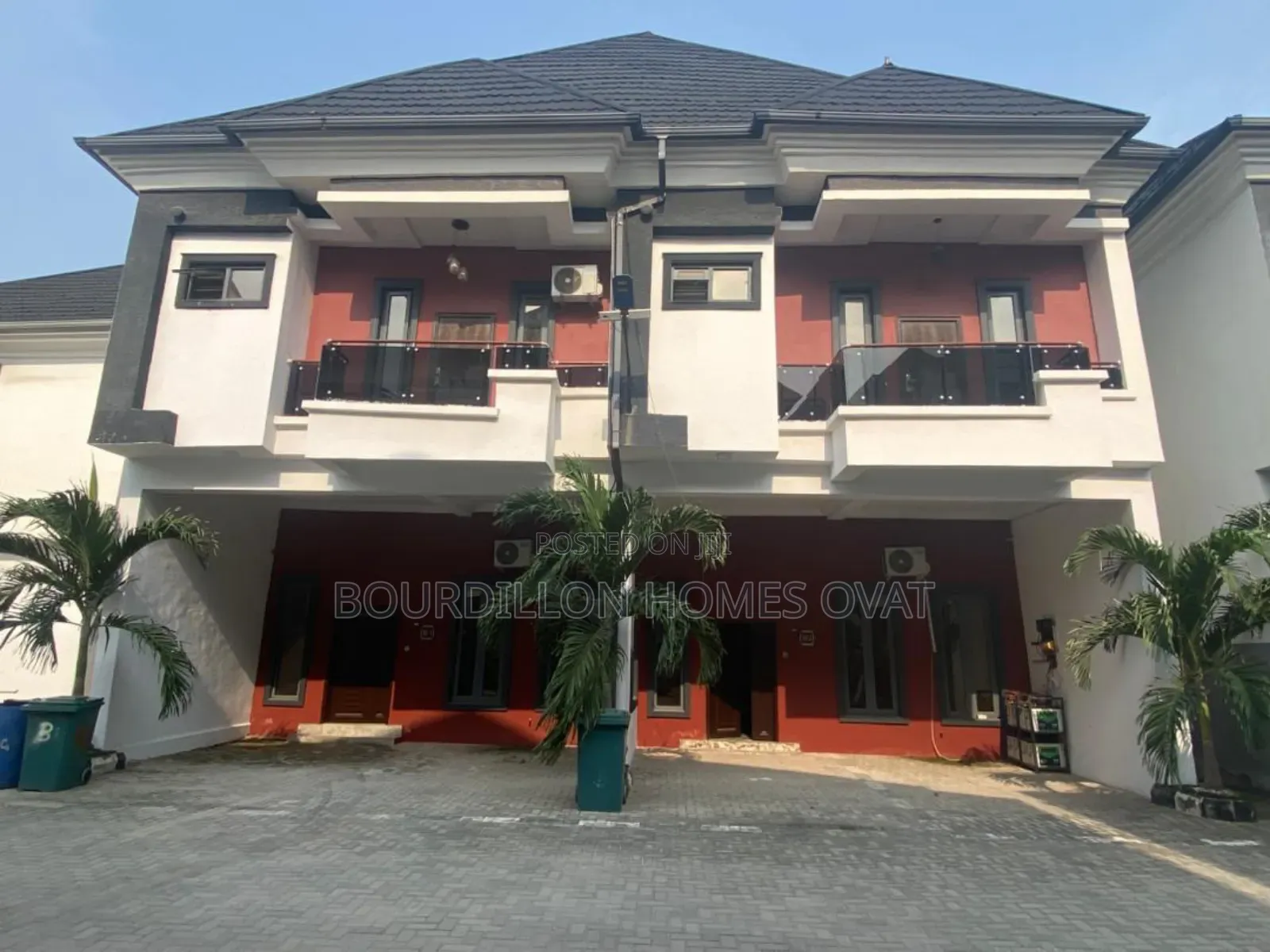 4bdrm Duplex in Ikota Villa Estate for sale in Ikota