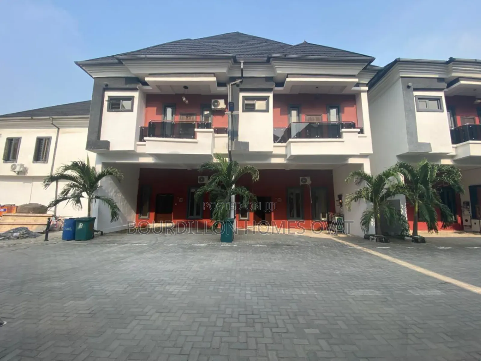 Furnished 4bdrm Duplex in Ikota Villa Estate for sale in Ikota