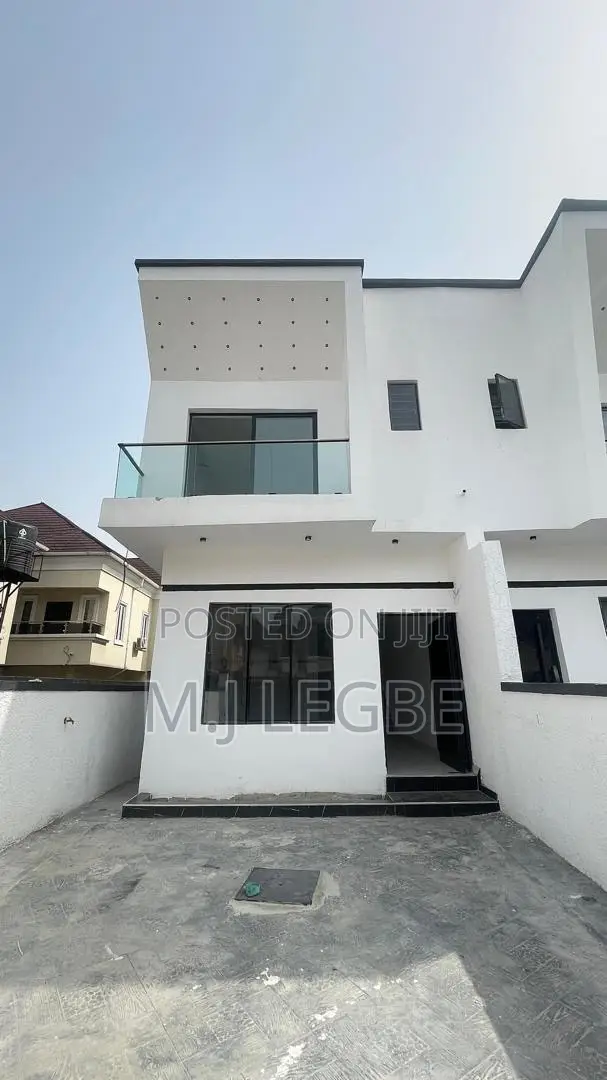 4bdrm Duplex in Chevron, Lekki for sale in Lekki
