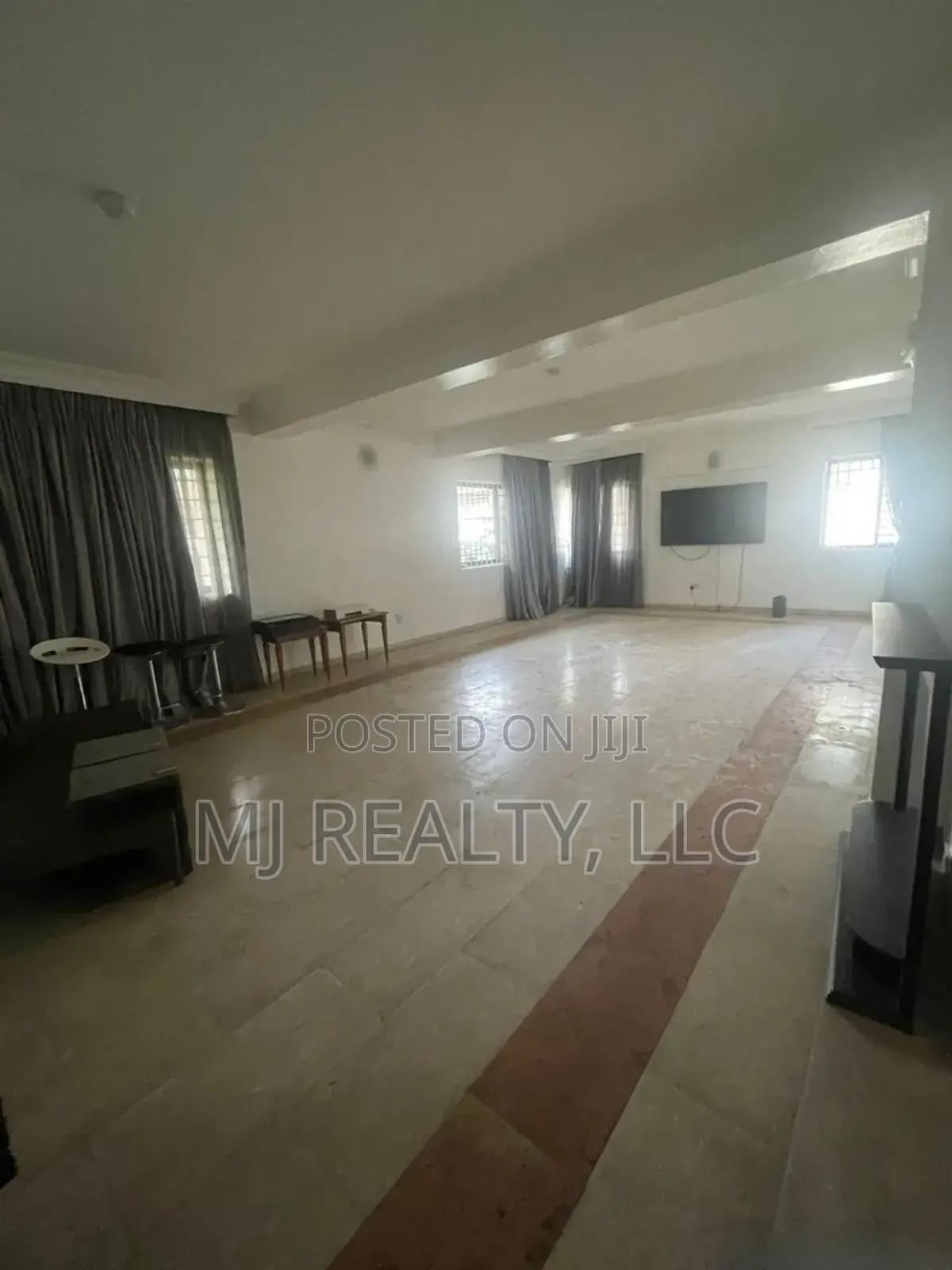 6bdrm Duplex in Parkview Estate for rent in Parkview Estate