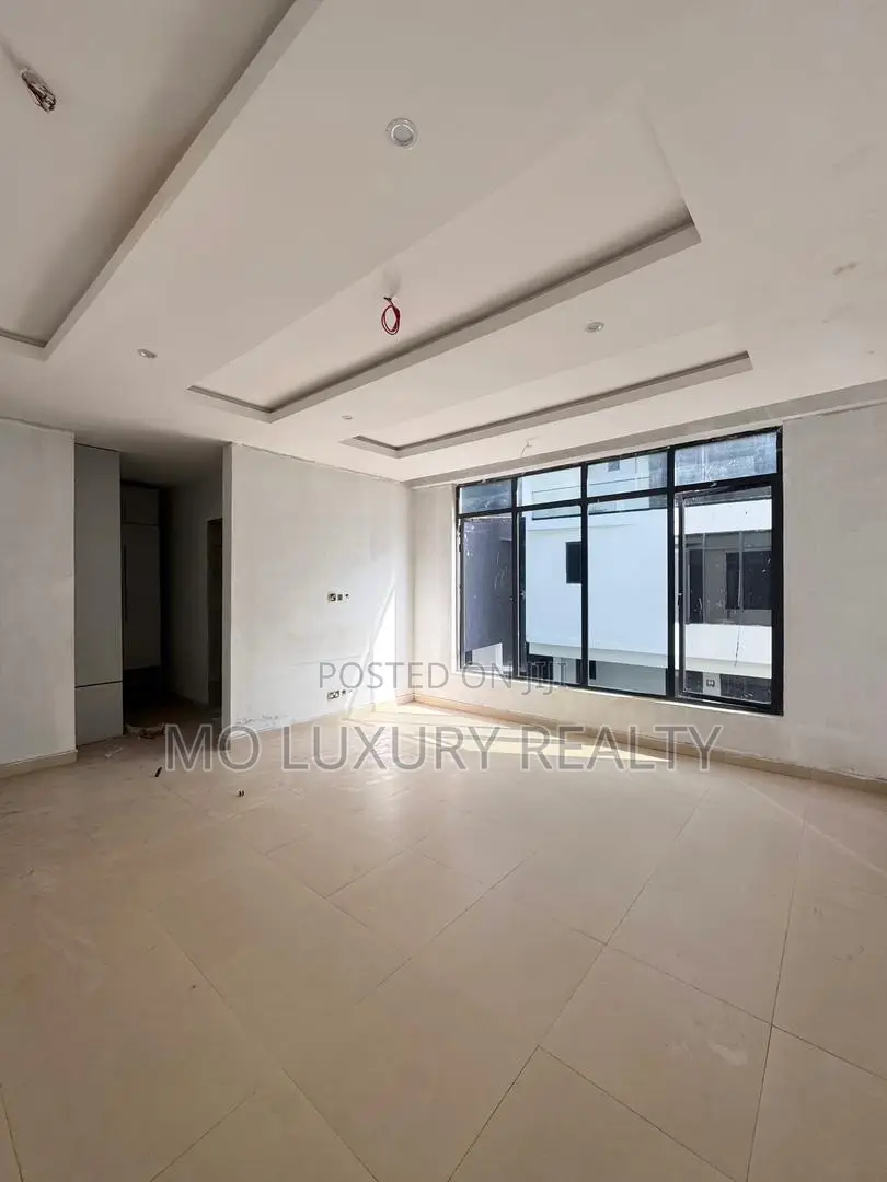 4bdrm Townhouse / Terrace in Ikate for rent in Ikate