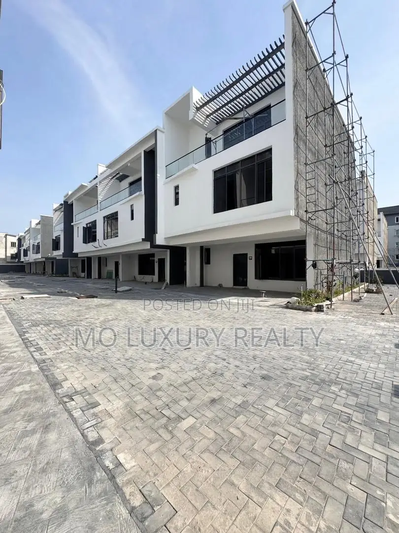 4bdrm Townhouse / Terrace in Ikate for rent in Ikate