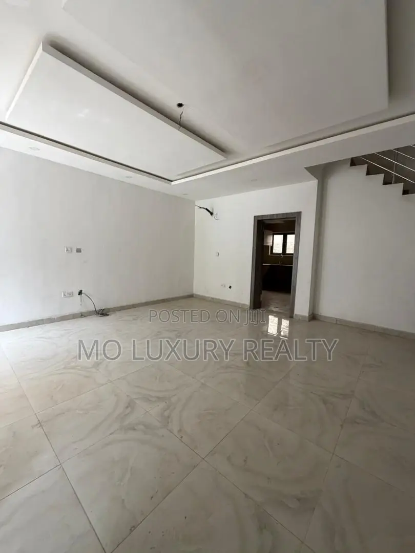 4bdrm Townhouse / Terrace in Ikate-Elegushi for rent in Ikate-Elegushi
