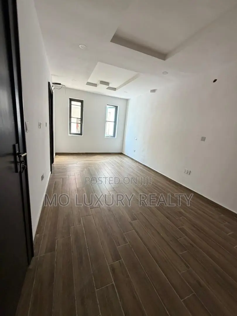4bdrm Townhouse / Terrace in Ikate-Elegushi for rent in Ikate-Elegushi