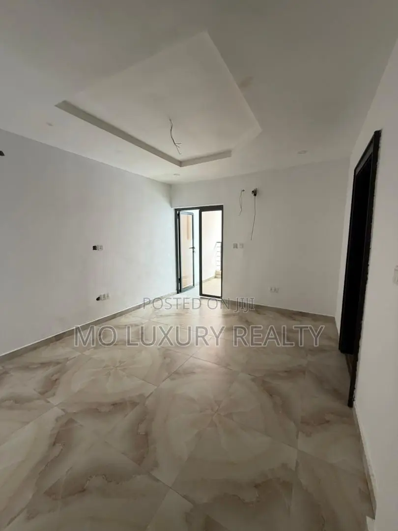 4bdrm Townhouse / Terrace in Ikate-Elegushi for rent in Ikate-Elegushi