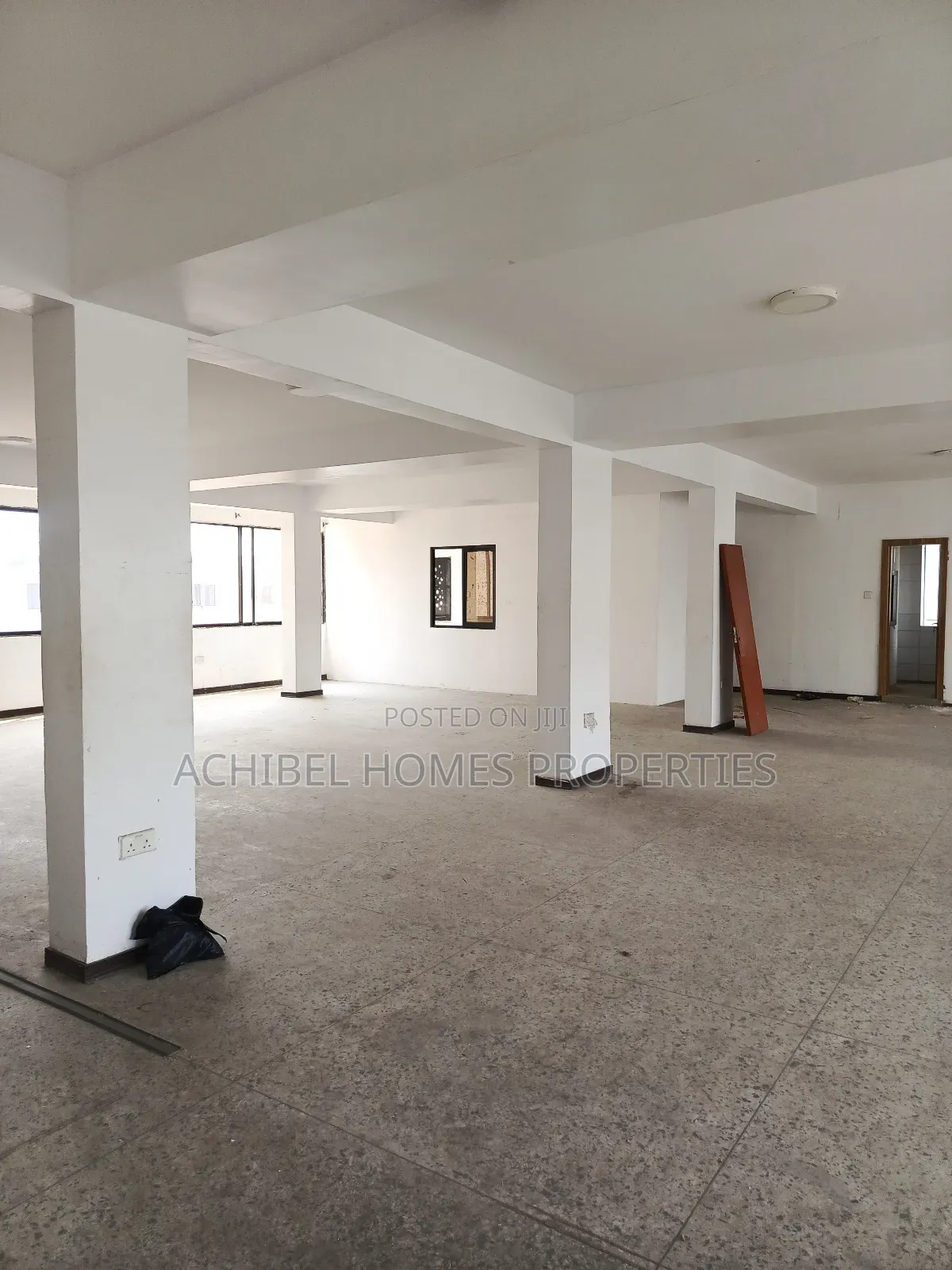 A 7 Storey Building for Commercial Use in Victoria Island, Lagos in Ahmadu Bello Way