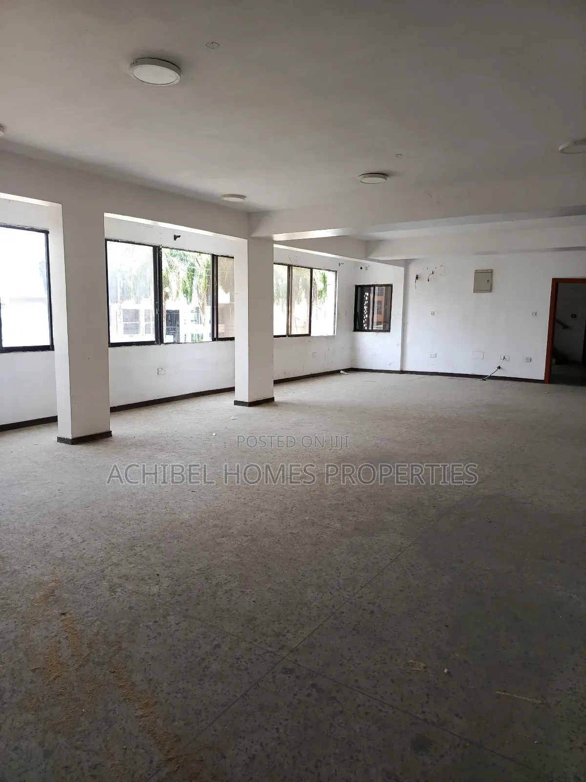 A 7 Storey Building for Commercial Use in Victoria Island, Lagos in Ahmadu Bello Way