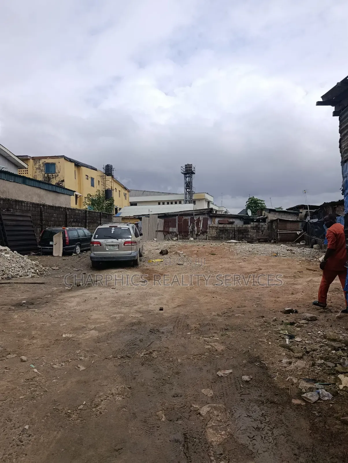 *Full Plot of Empty Land at Oyadiran Estate Sabo Yaba Lagos* . in Sabo / Yaba