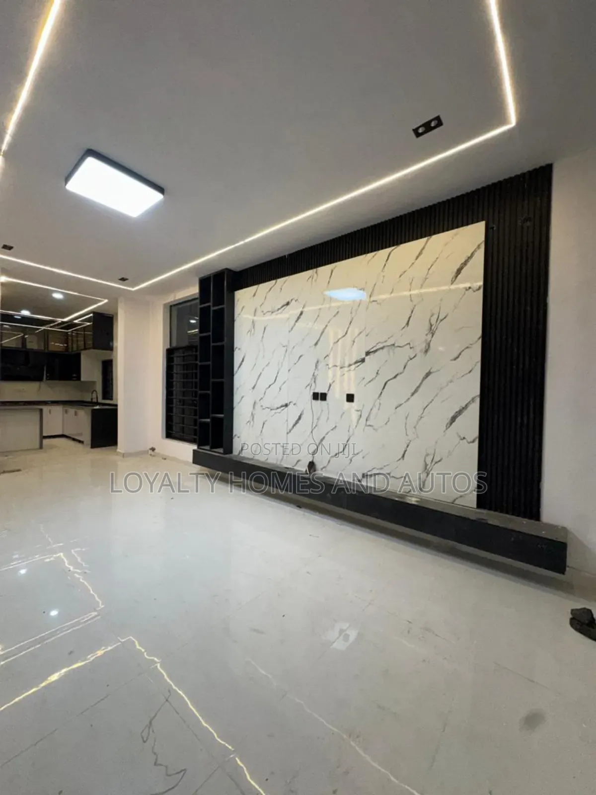 4bdrm Duplex in Ikota for sale in Ikota