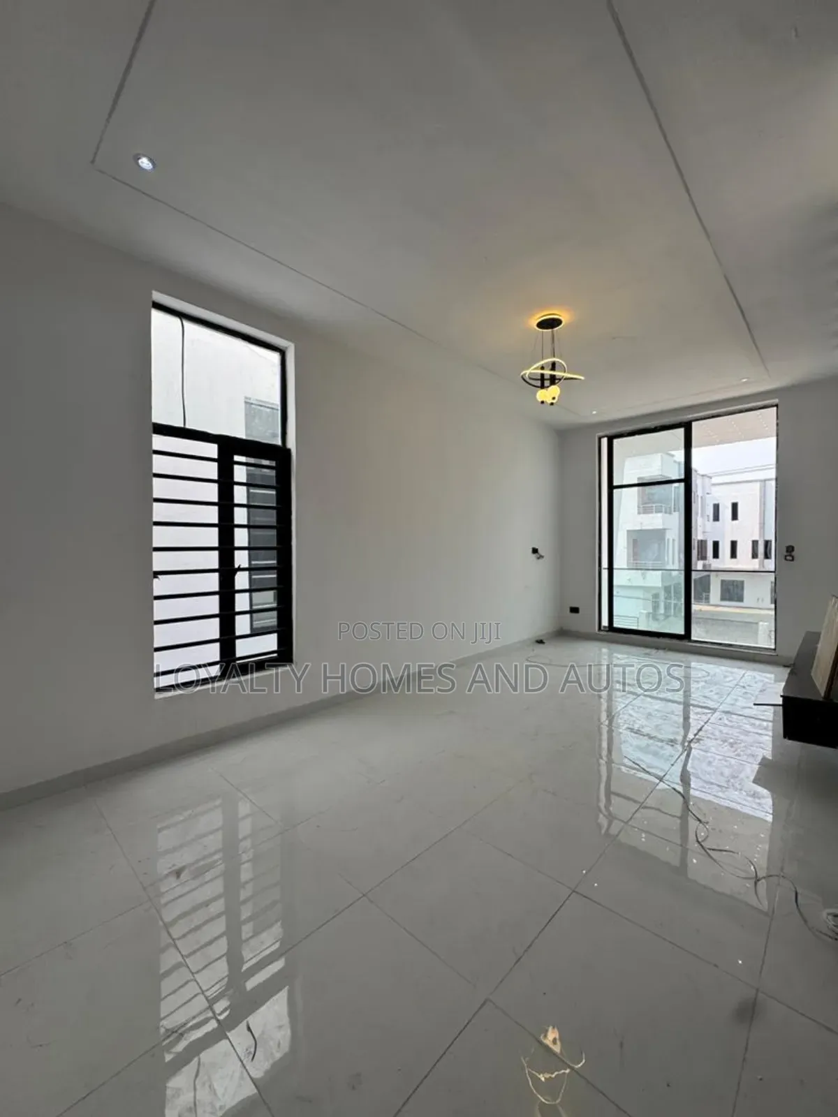 4bdrm Duplex in Ikota for sale in Ikota