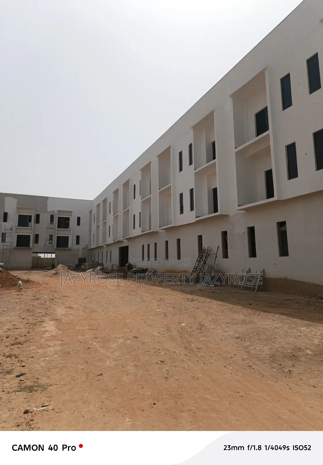 A Commercial Property for Rent in Guzape District